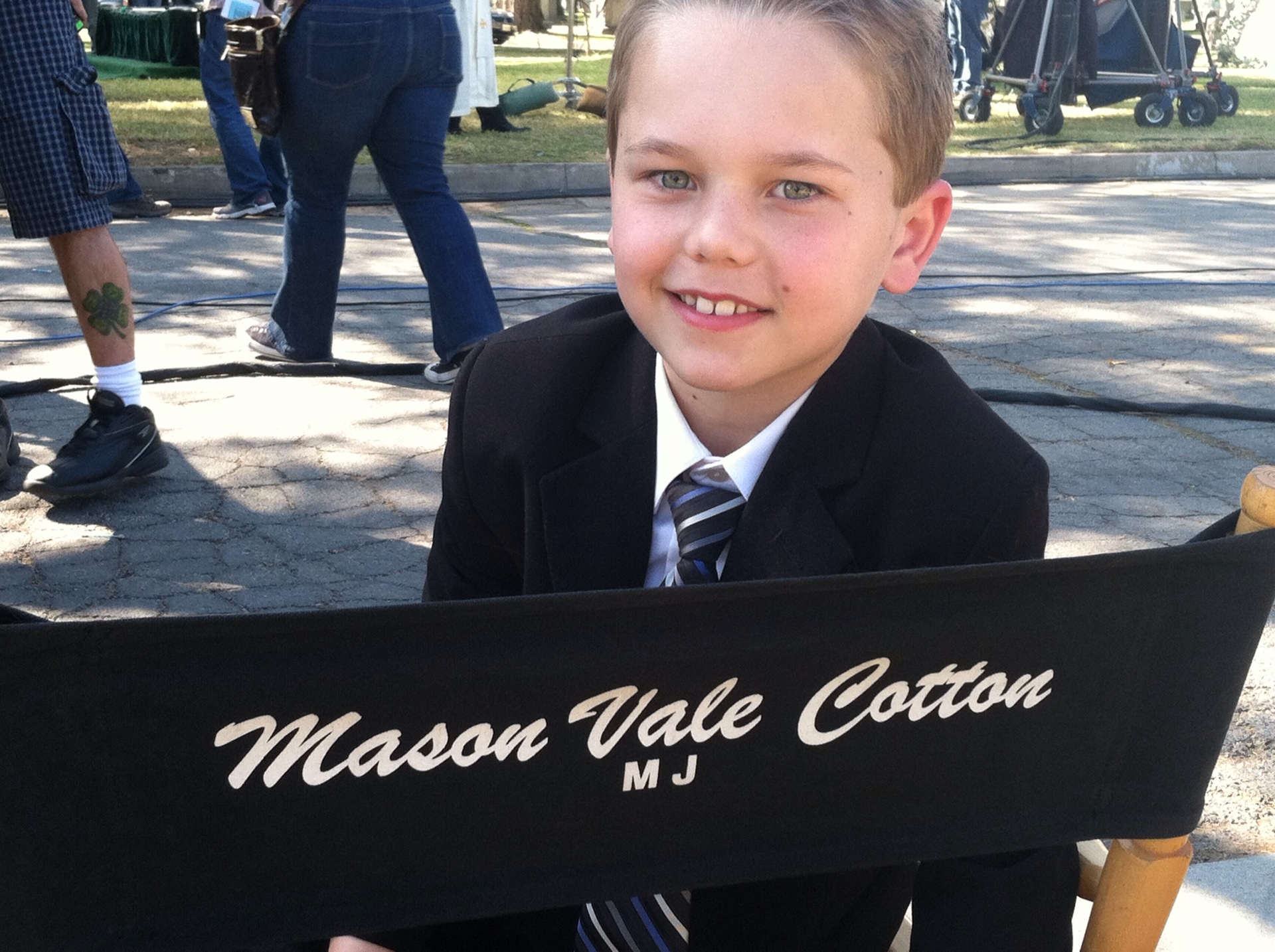 On The Set Of Desperate Housewives 2012 with Mason Vale Cotton