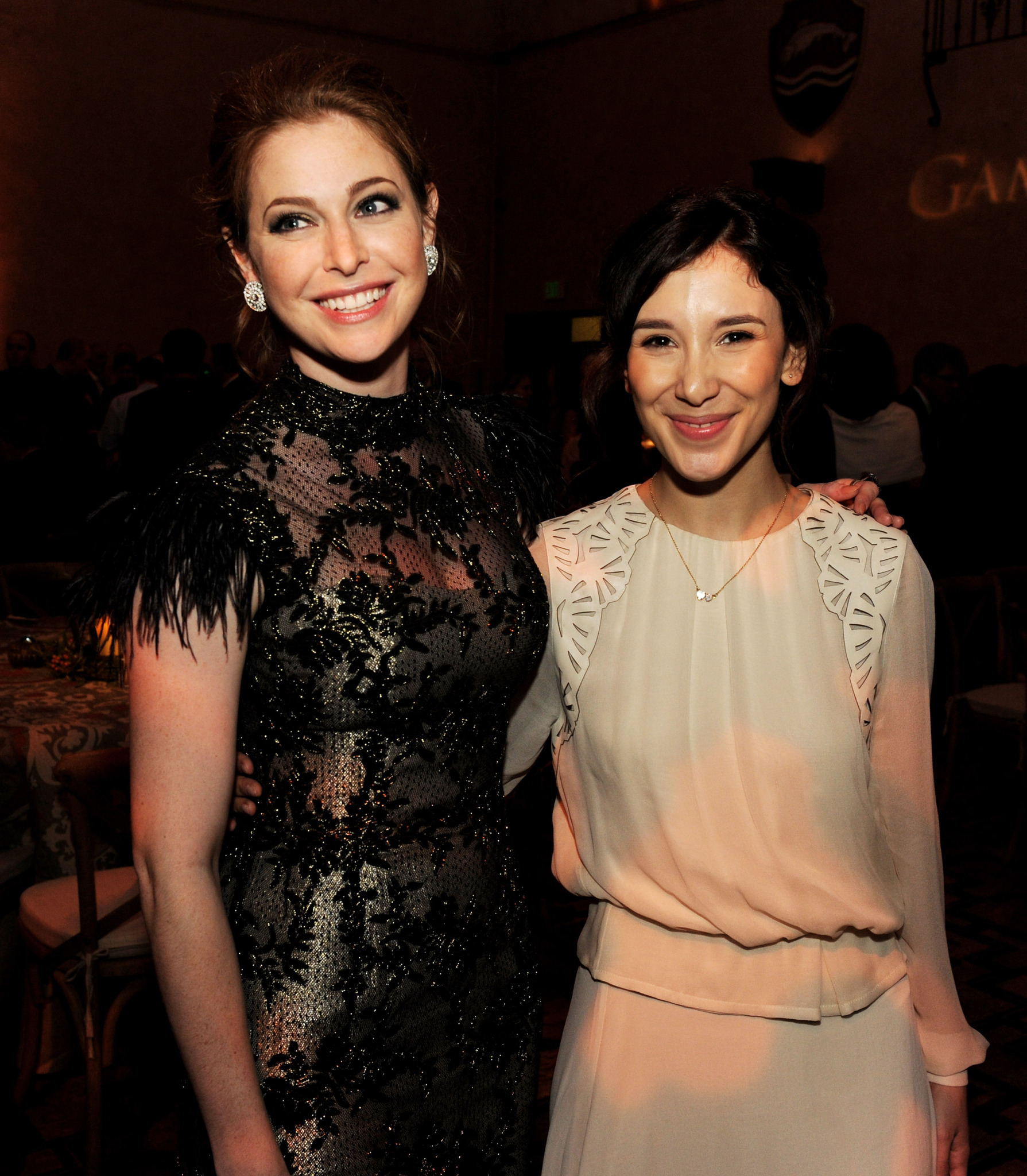 Sibel Kekilli and Esmé Bianco at event of Sostu karai (2011)