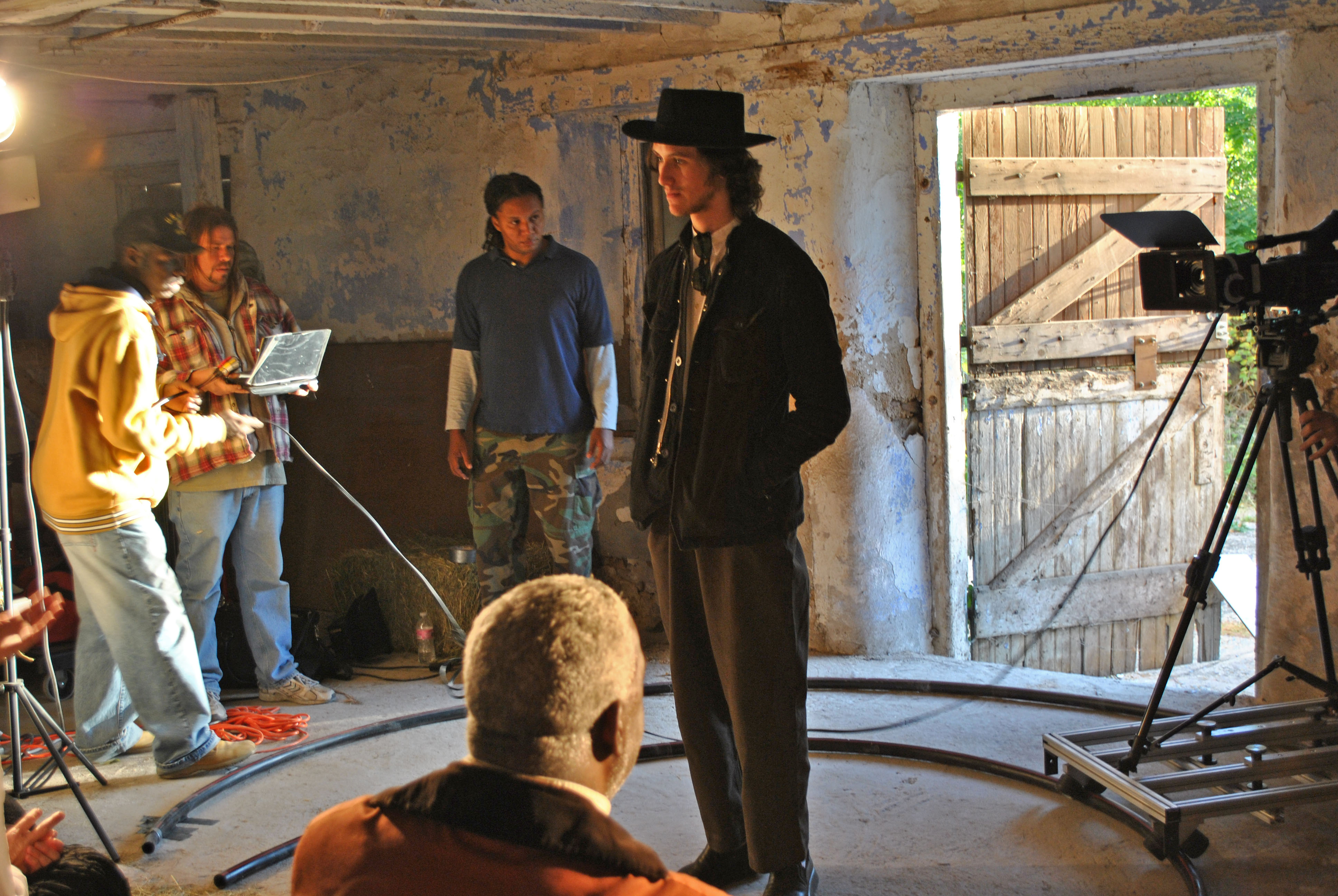 Thomas Phillips (l) and Christian Ericksen on the set of 