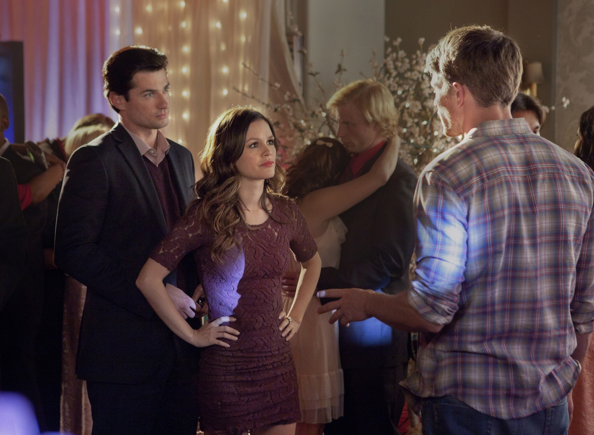 Still of Rachel Bilson, Wilson Bethel and Wes Brown in Hart of Dixie (2011)