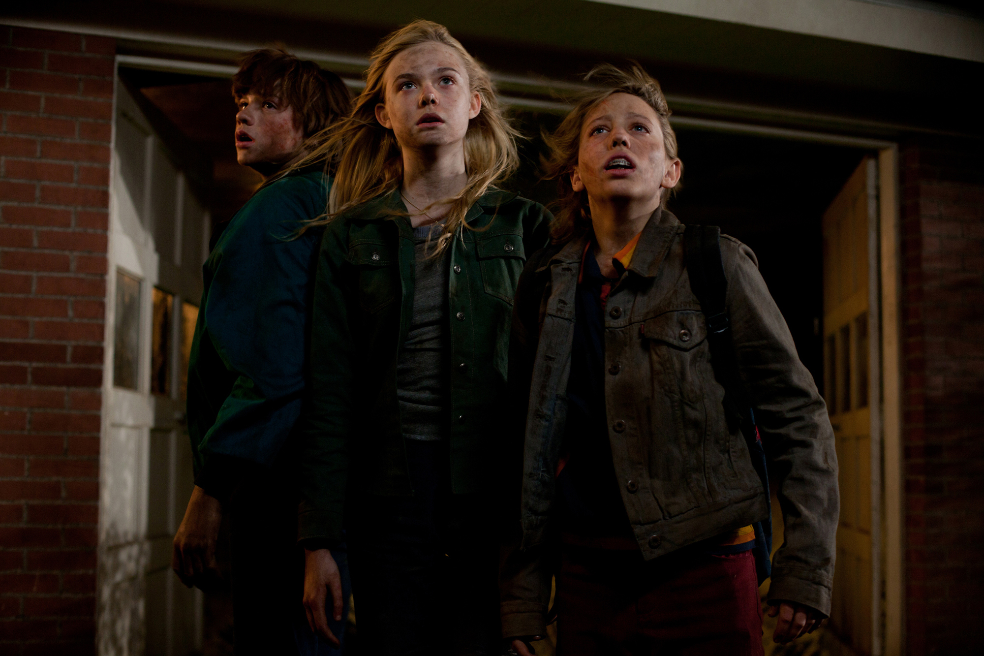 Still of Elle Fanning, Joel Courtney and Ryan Lee in Super 8 (2011)