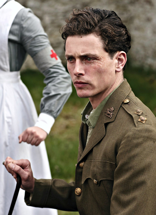 Lachlan Nieboer in Downton Abbey