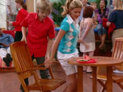 Still of Dylan Sprouse and Gilland Jones in The Suite Life on Deck (2008)