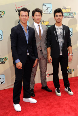 Kevin Jonas, Joe Jonas and Nick Jonas at event of Camp Rock 2: The Final Jam (2010)