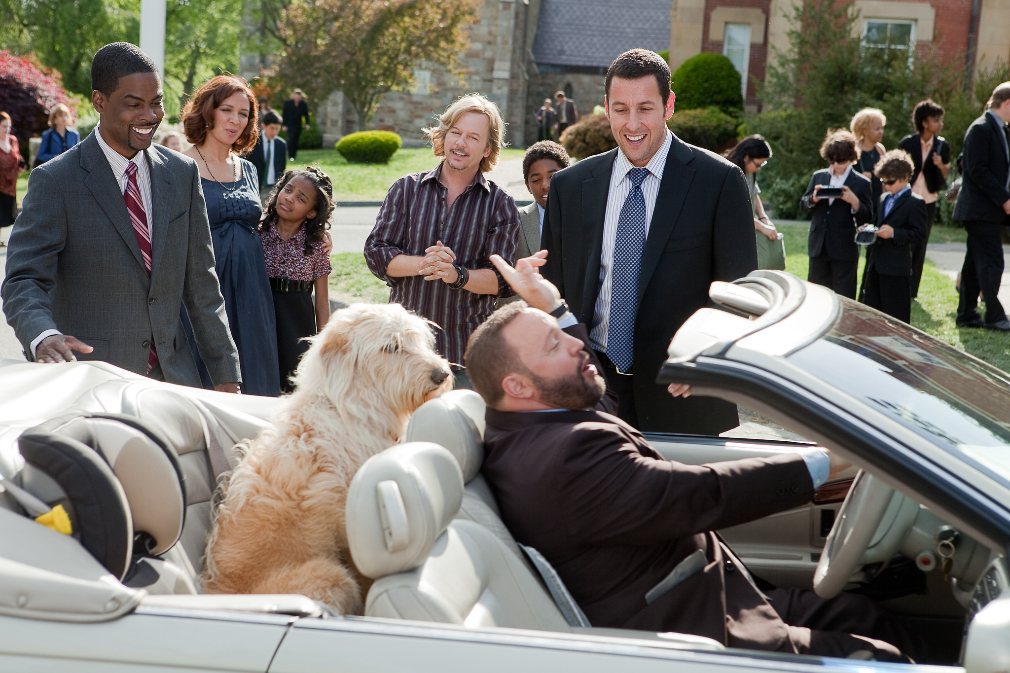 Still of Adam Sandler, Chris Rock, David Spade, Kevin James, Maya Rudolph, China Anne McClain and Nadji Jeter in Grown Ups (2010)