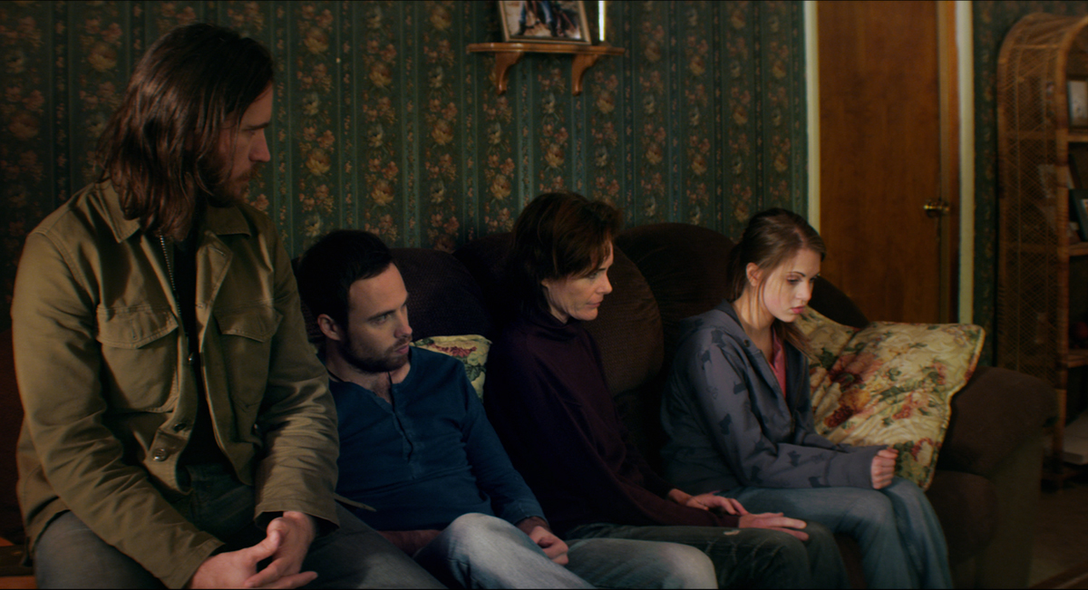 Still of Randy Spence, Jordon Hodges, Saxon Trainor and Anne Winters in Sand Castles (2014)