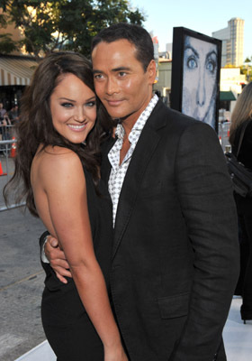 Mark Dacascos and Lacey Schwimmer at event of Baltoji puga (2009)