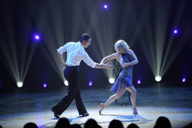 Still of Pasha Kovalev, Miriam Larici and Lauren Froderman in So You Think You Can Dance (2005)