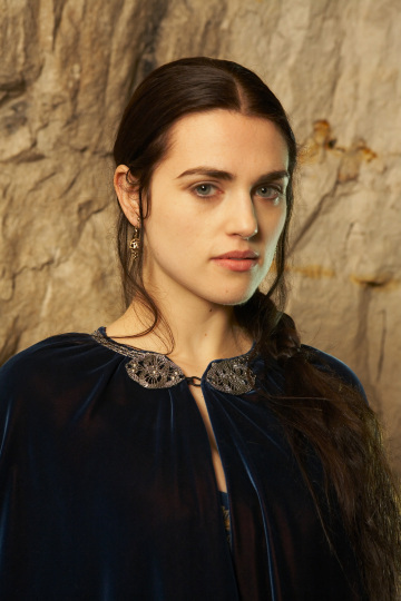 Still of Katie McGrath in Merlin (2008)