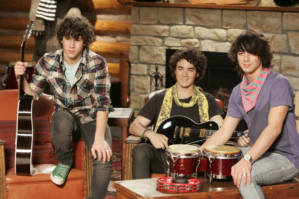 Still of Kevin Jonas, Joe Jonas and Nick Jonas in Camp Rock (2008)