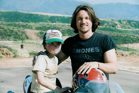 Hayden and Martin Henderson on the set of Torque