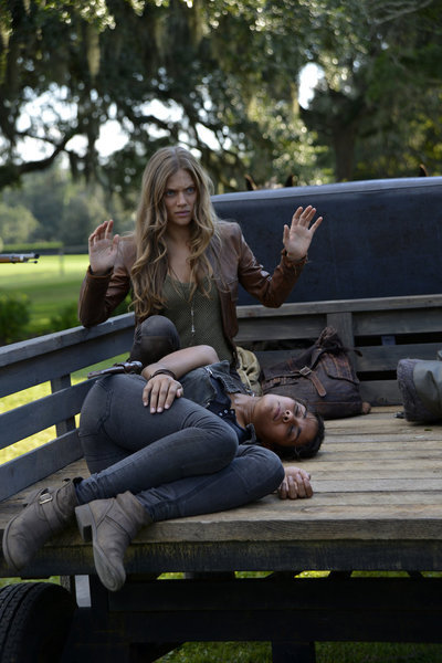 Still of Daniella Alonso and Tracy Spiridakos in Revolution (2012)