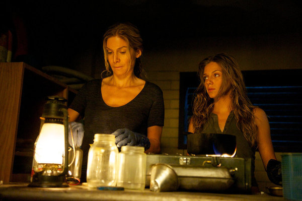 Still of Elizabeth Mitchell and Tracy Spiridakos in Revolution (2012)