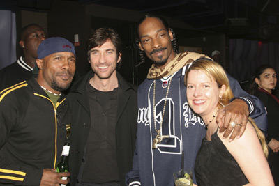 Dylan McDermott, Snoop Dogg, Danny Green and Heidi Jo Markel at event of The Tenants (2005)