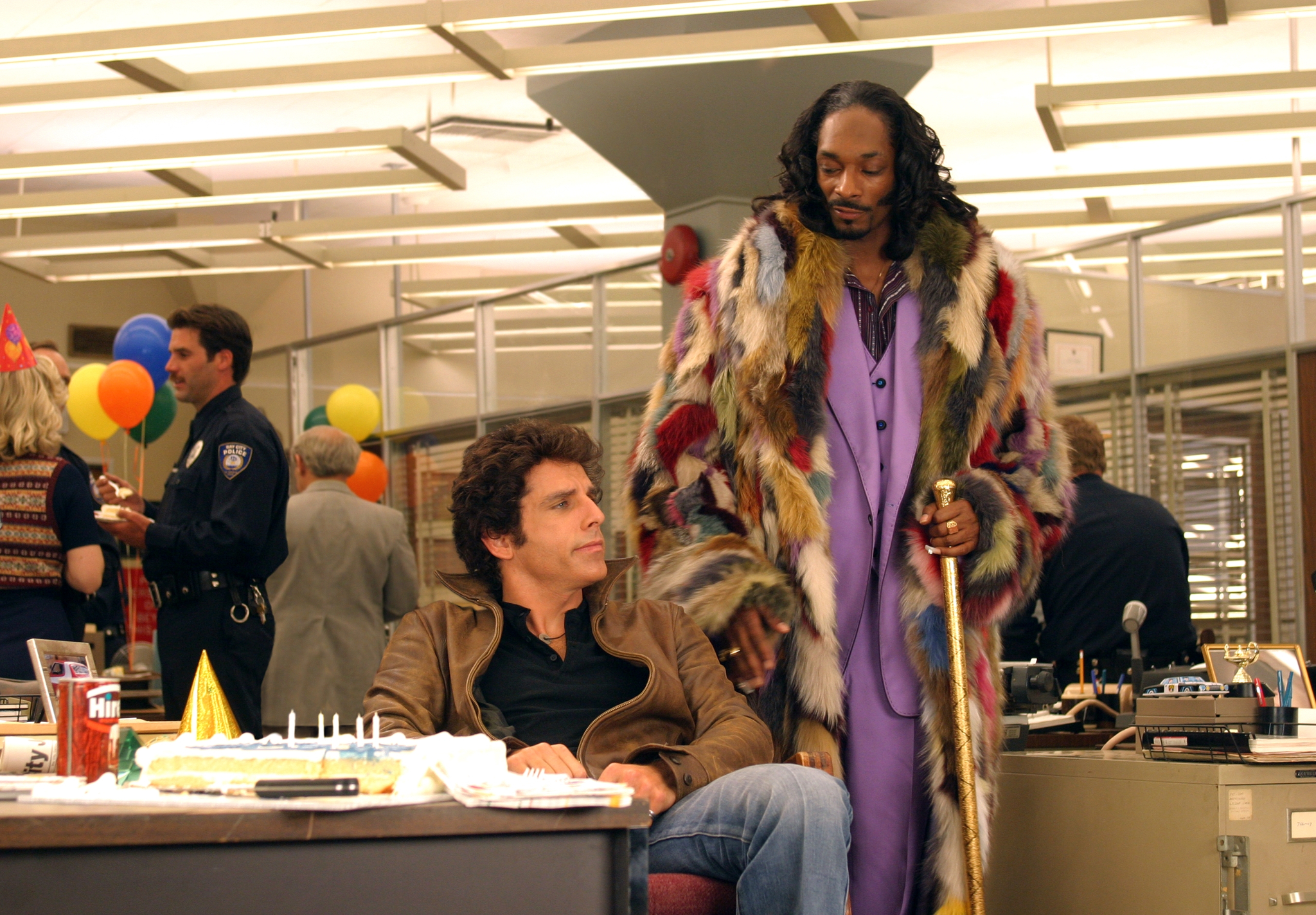 Still of Ben Stiller and Snoop Dogg in Starsky & Hutch (2004)