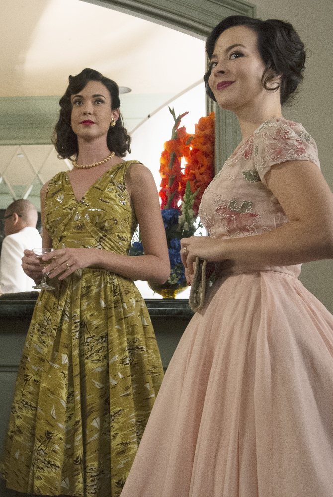 Still of Odette Annable and Azure Parsons in The Astronaut Wives Club (2015)