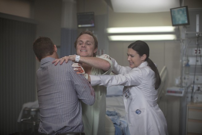 Still of Jesse Spencer, Odette Annable and David Anders in Hausas (2004)