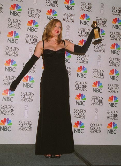 Madonna at event of The 54th Annual Golden Globe Awards (1997)