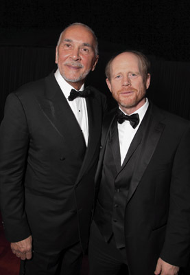 Ron Howard and Frank Langella at event of The 66th Annual Golden Globe Awards (2009)