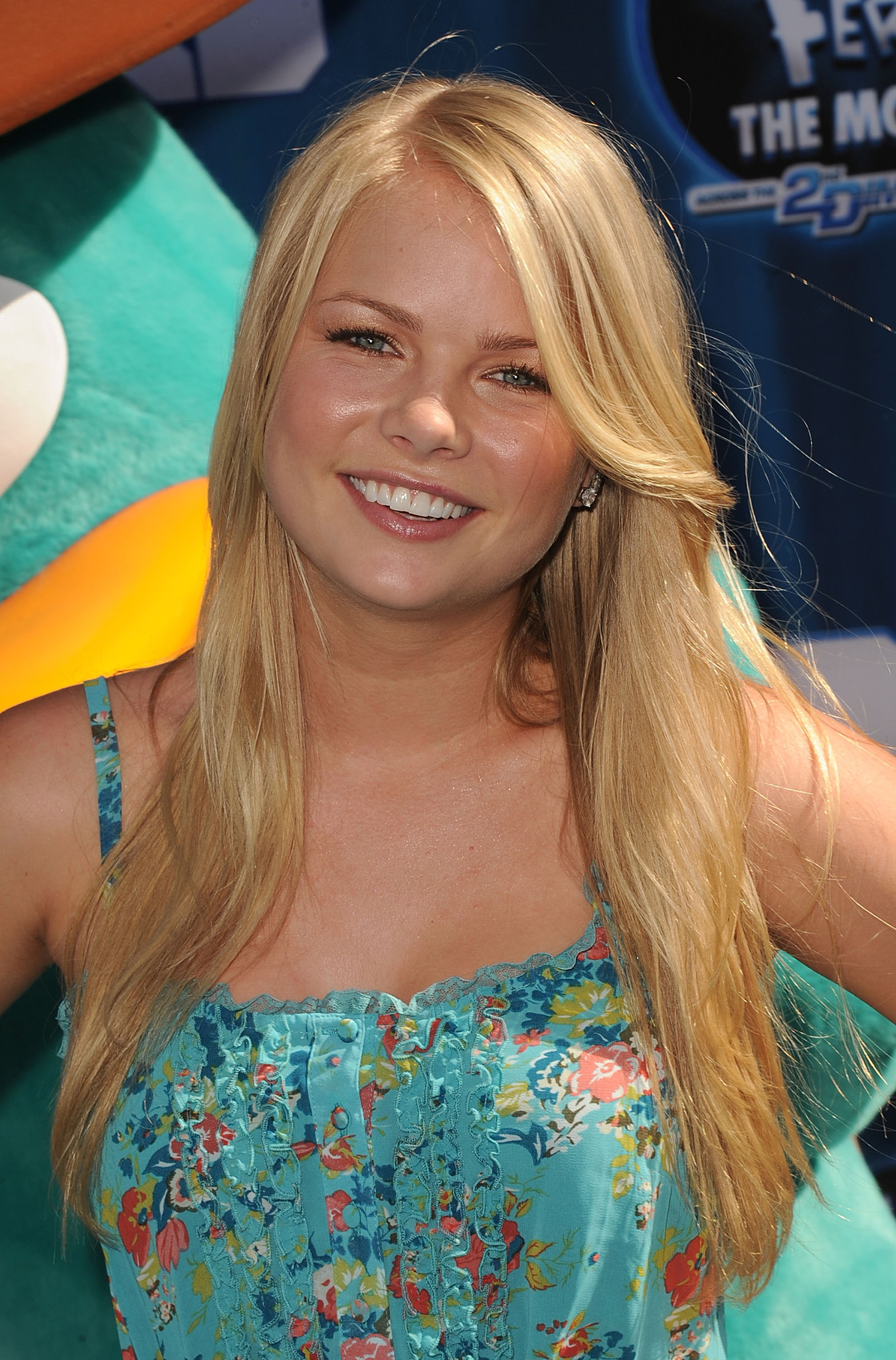 Kelli Goss at event of Phineas and Ferb the Movie: Across the 2nd Dimension (2011)