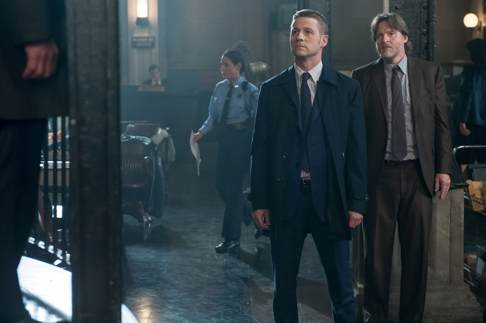 Still of Donal Logue and Ben McKenzie in Gotham (2014)