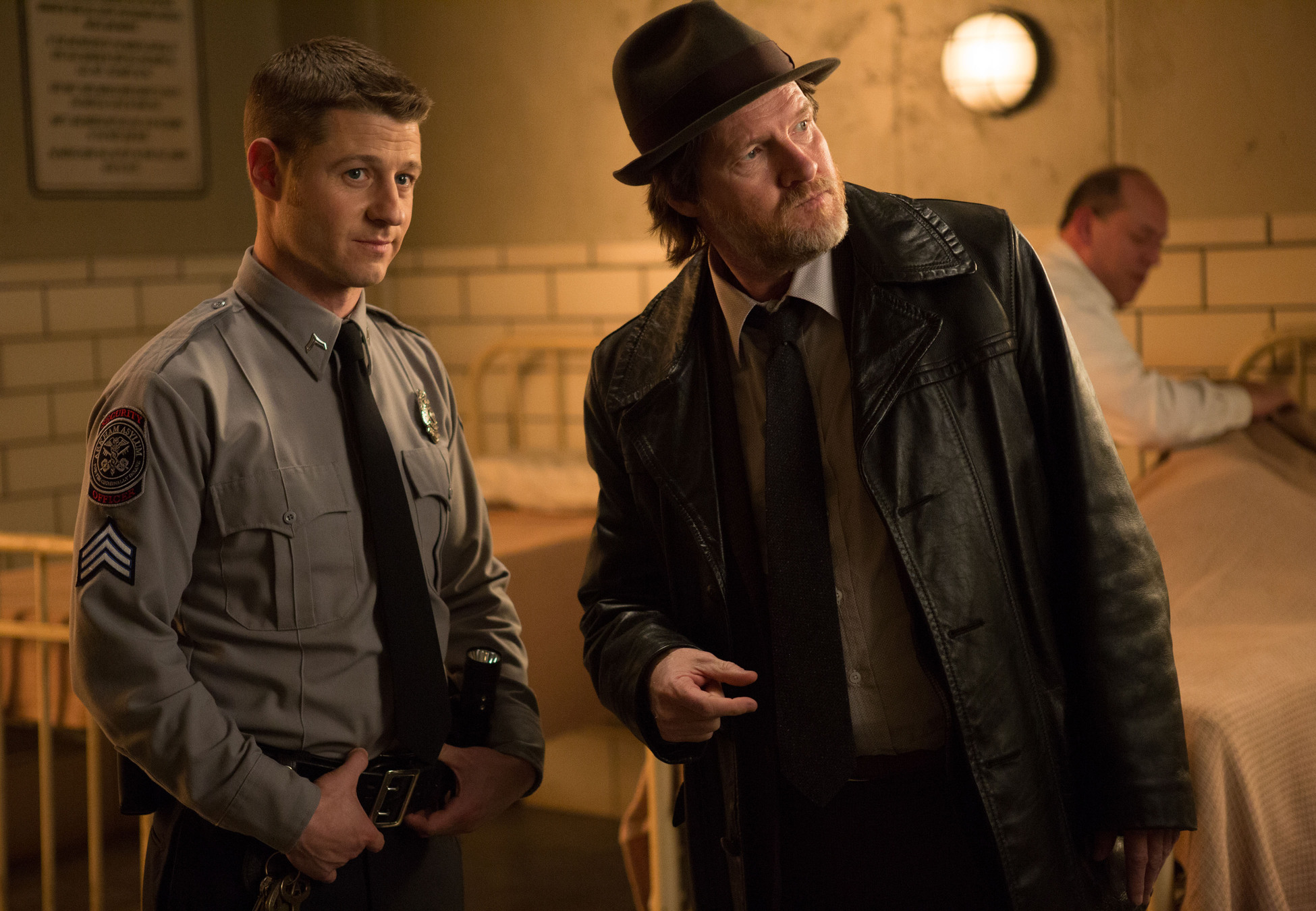 Still of Donal Logue and Ben McKenzie in Gotham (2014)