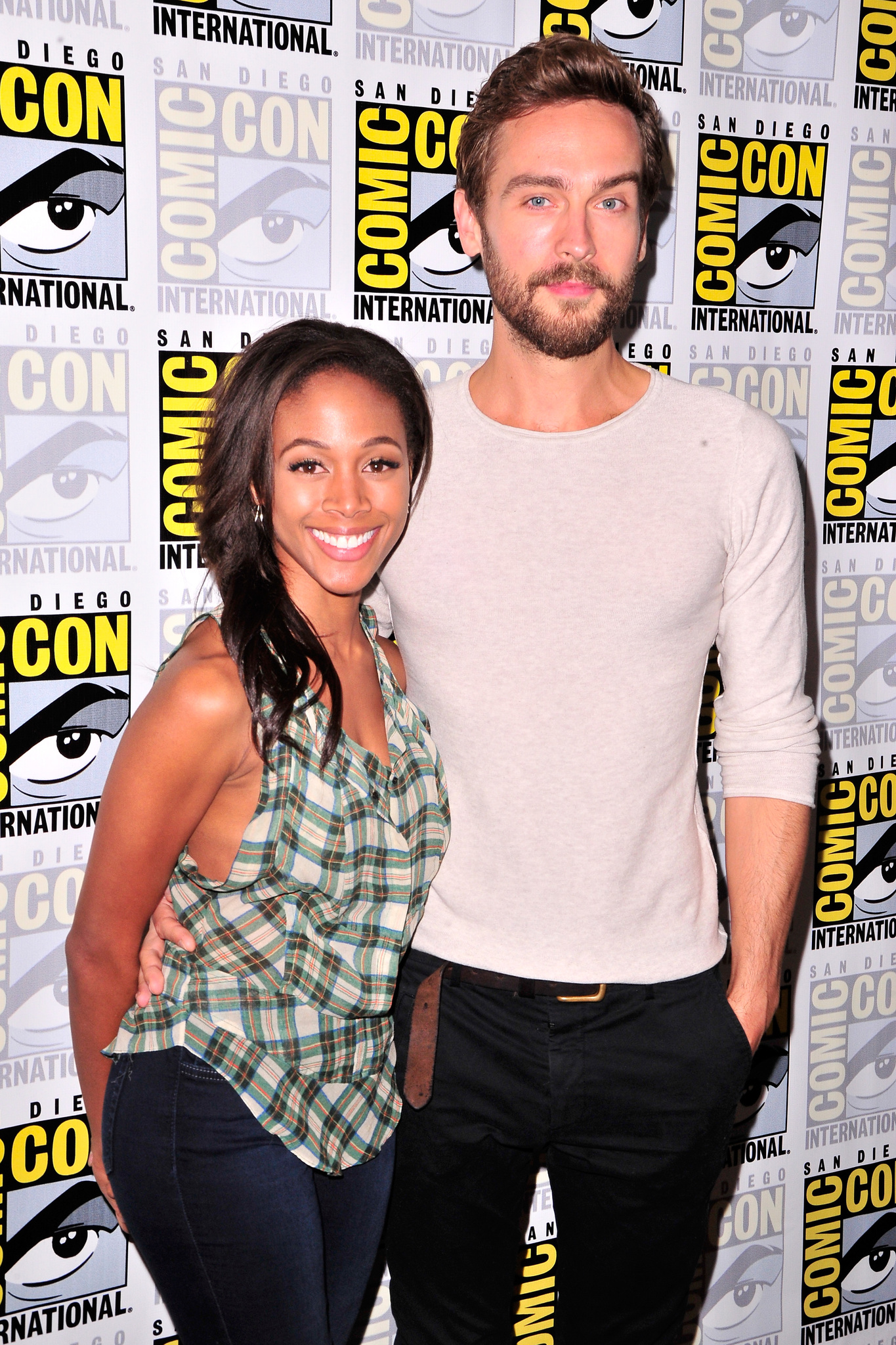 Tom Mison and Nicole Beharie at event of Sleepy Hollow (2013)