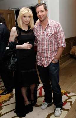 Courtney Love and Edward Burns at event of Cyrus (2010)