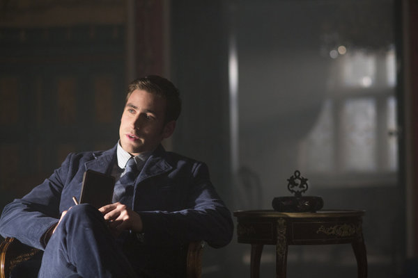 Still of Oliver Jackson-Cohen in Dracula (2013)