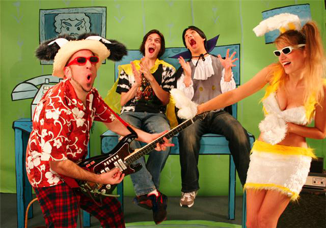 Still of Jimbo Matison,Trevor Moore, John Chou and Kelsey O'Brien in Uncle Morty's Dub Shack