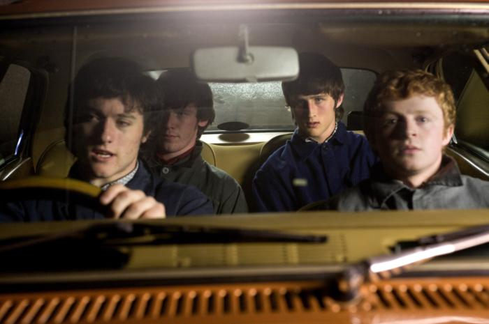 Still of Diarmuid Noyes, Matthew McElhinney, Mark Ryder and Conor MacNeill in Five Minutes of Heaven.