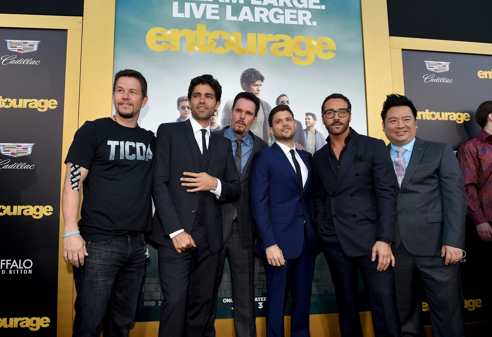 Mark Wahlberg, Kevin Dillon, Adrian Grenier, Jeremy Piven, Rex Lee and Jerry Ferrara at event of Entourage (2015)