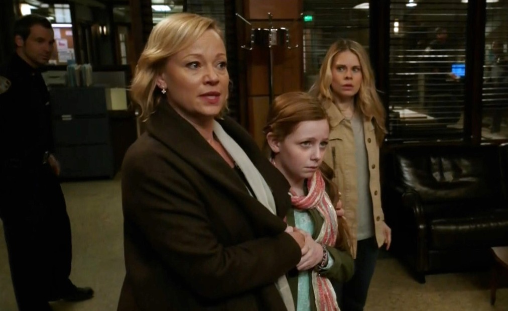 Still Of Samantha Mathis, Clare Foley and Celia Keenan-Bolger In Law And Order SVU