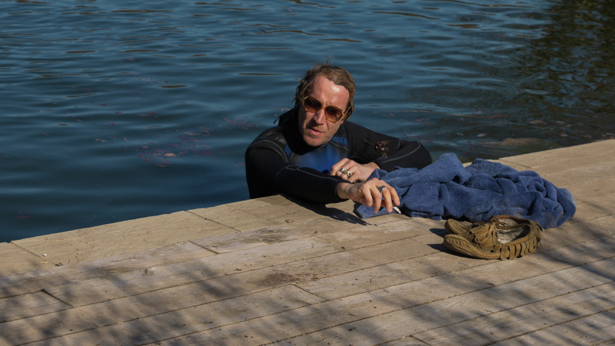 Still of Rhys Ifans in Len and Company (2015)