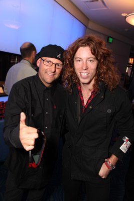 Shaun White and Steve Lawrence at event of X Games 3D: The Movie (2009)