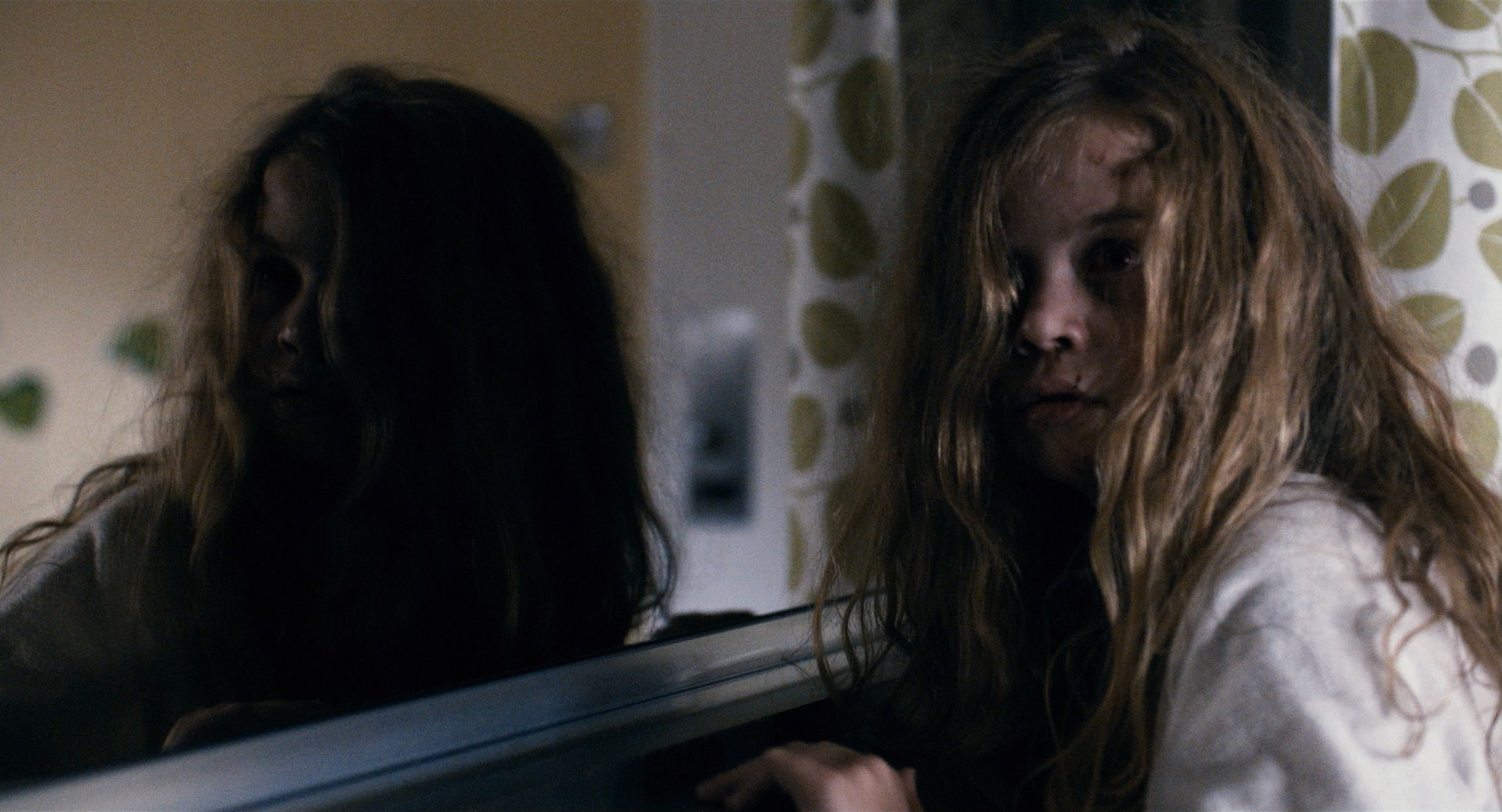 Still of Megan Charpentier in Mama (2013)