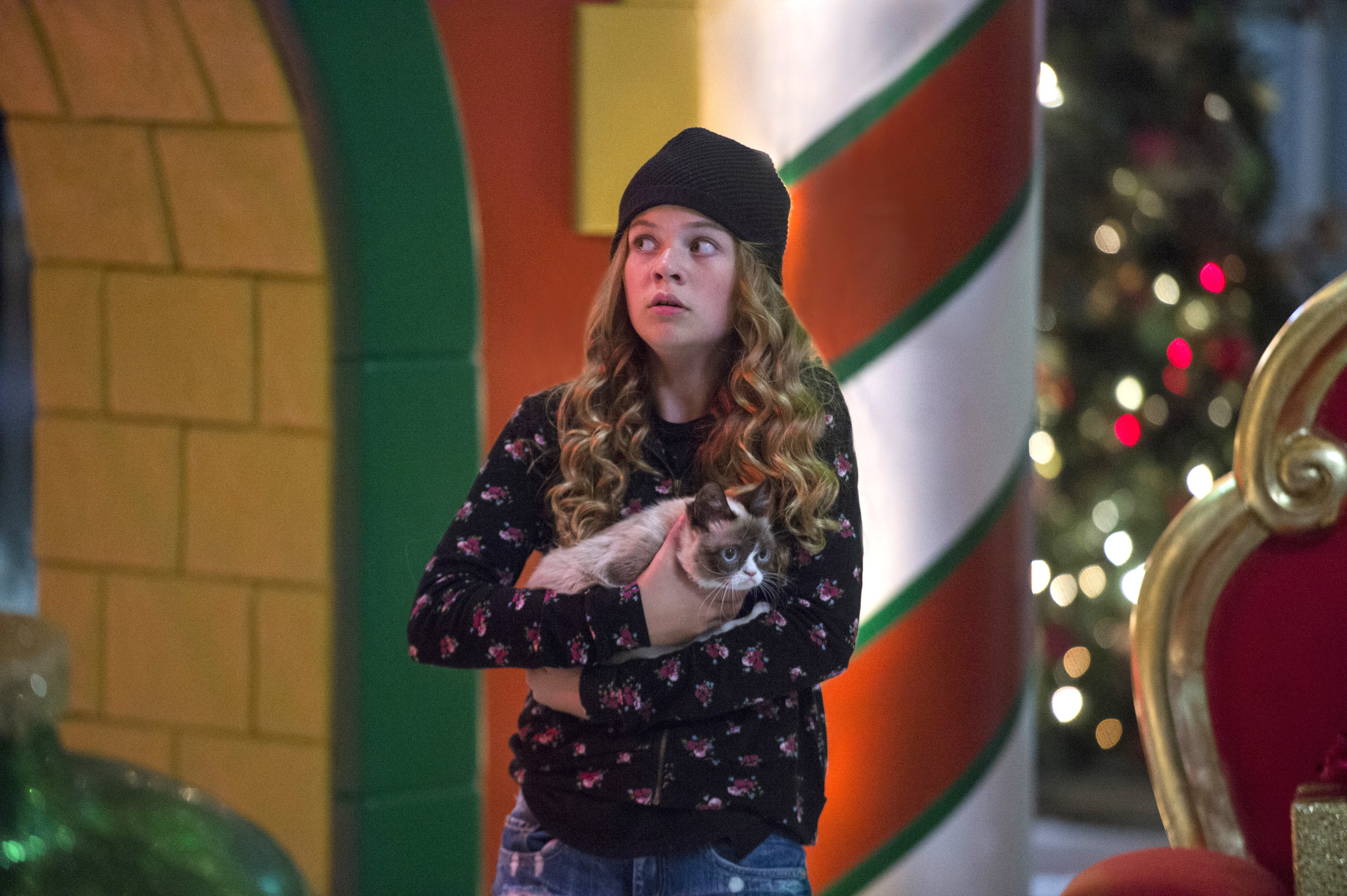 Still of Megan Charpentier in Grumpy Cat's Worst Christmas Ever (2014)