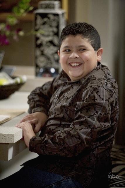 Still of Rico Rodriguez in Moderni seima (2009)