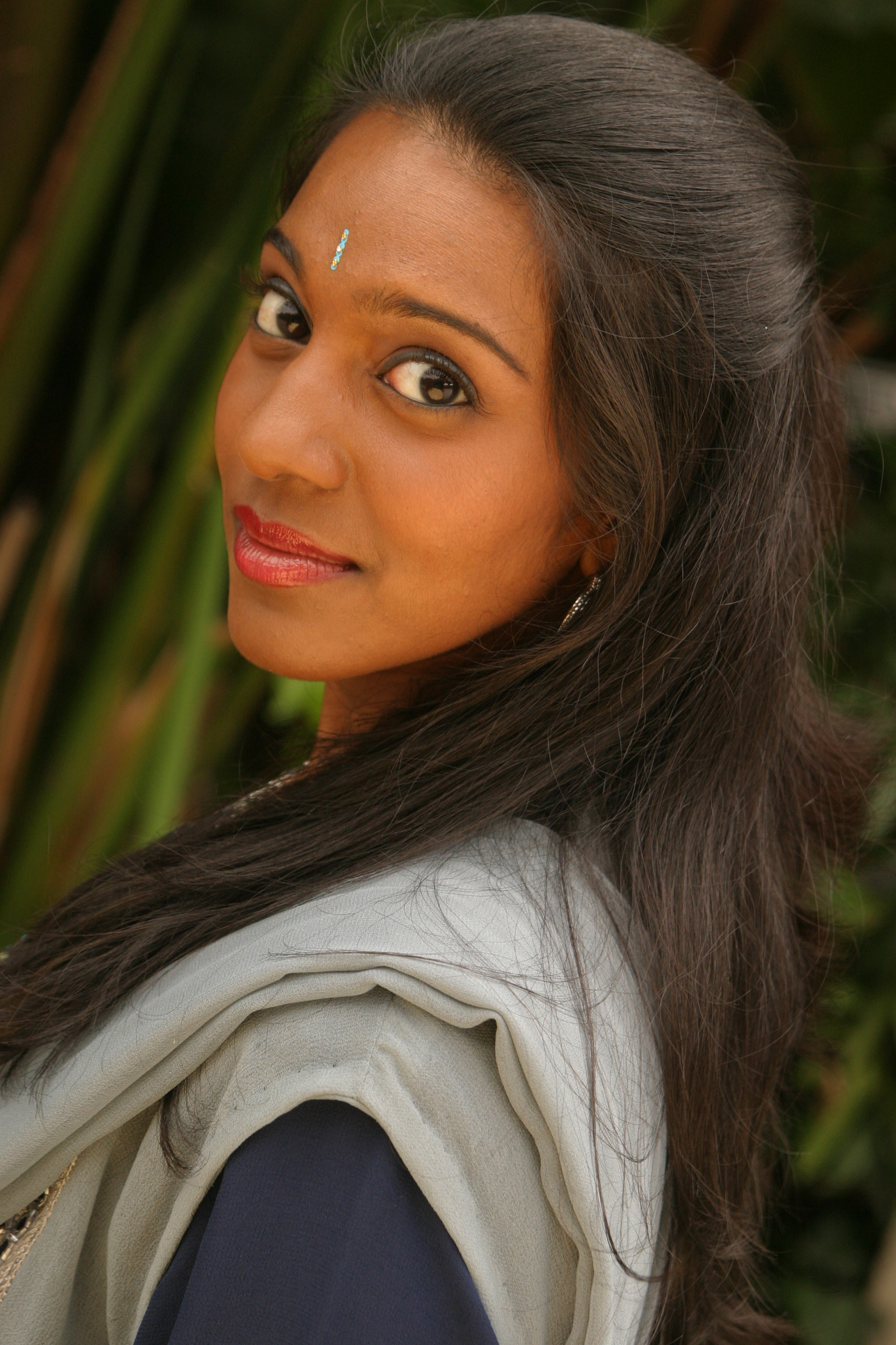 Sharon Muthu