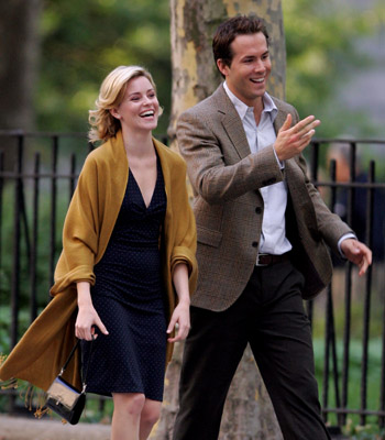 Ryan Reynolds and Elizabeth Banks at event of Definitely, Maybe (2008)