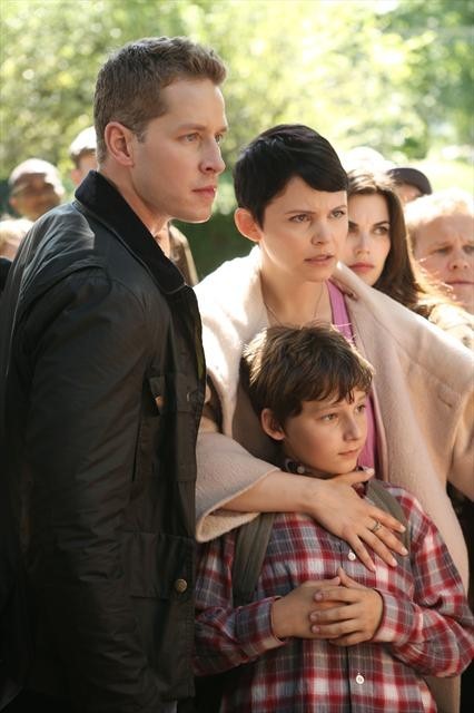 Still of Ginnifer Goodwin, Meghan Ory, Jared Gilmore and Josh Dallas in Once Upon a Time (2011)