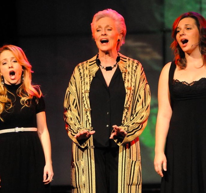 Performance at Friends of Hollywood Central Park Gala. Pictured: Kelly Stables, Lee Meriwether, Corinne Shor