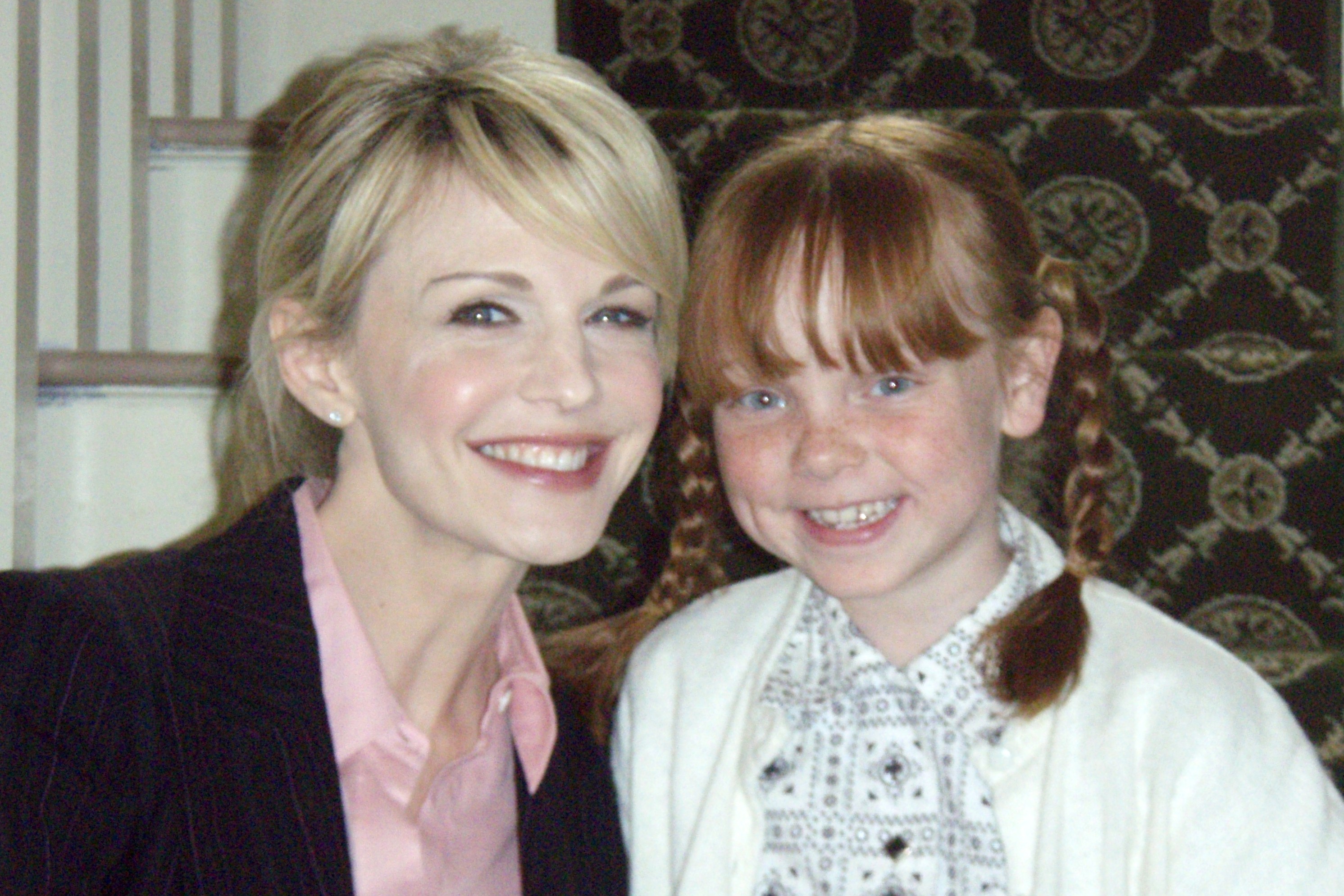 Kaleigh with Kathryn Morris, Detective Rush, on set in 