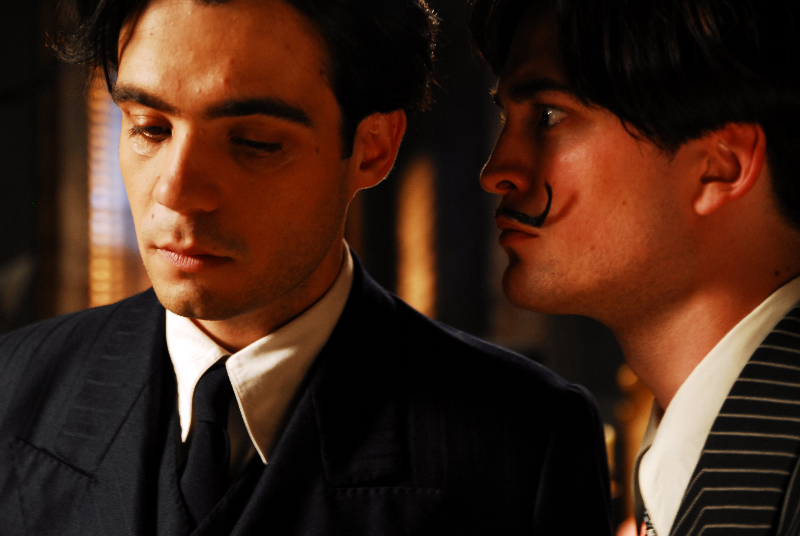Still of Robert Pattinson and Javier Beltrán in Little Ashes (2008)
