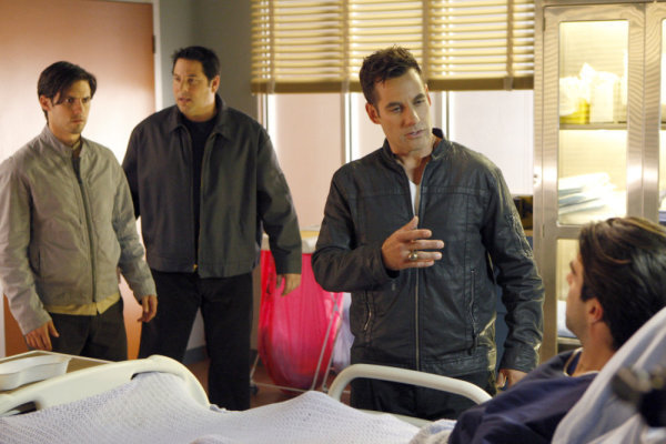 Still of Greg Grunberg, Adrian Pasdar and Milo Ventimiglia in Herojai (2006)