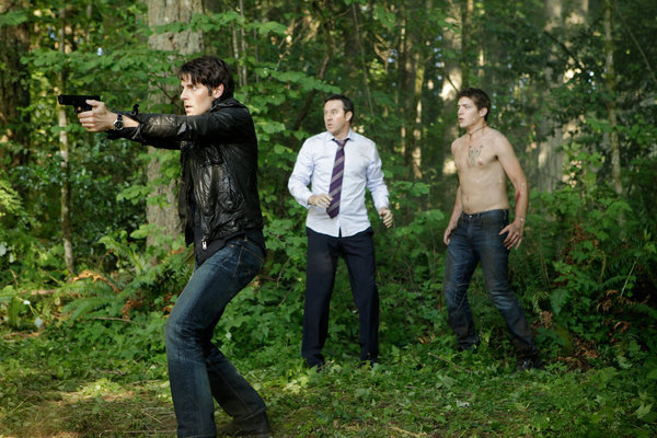 Still of Currie Graham, David Giuntoli and Parker Bagley in Grimm (2011)