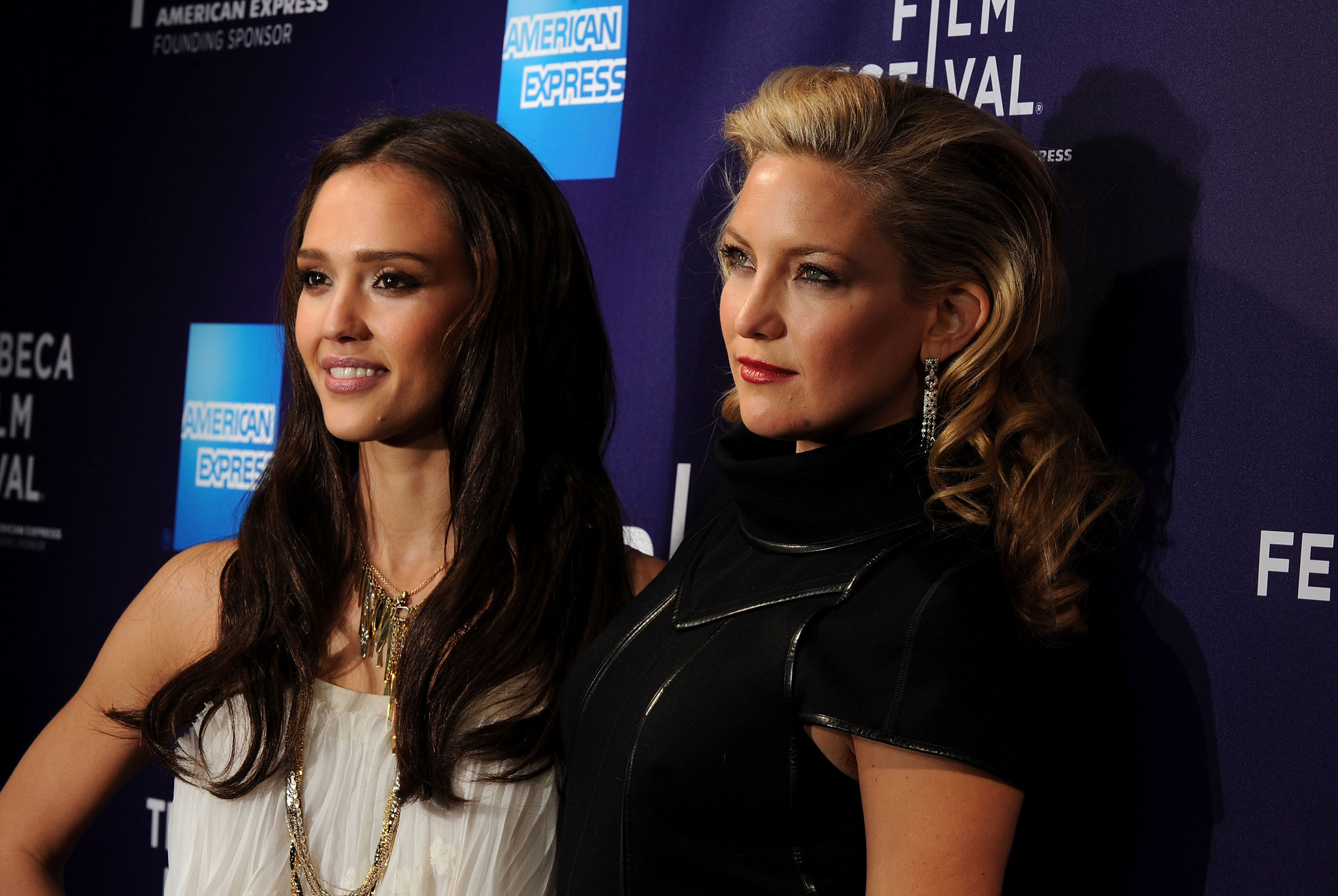 Jessica Alba and Kate Hudson