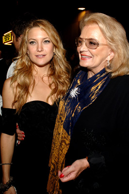 Gena Rowlands and Kate Hudson at event of The Skeleton Key (2005)