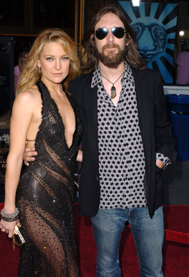 Kate Hudson and Chris Robinson at event of The Skeleton Key (2005)