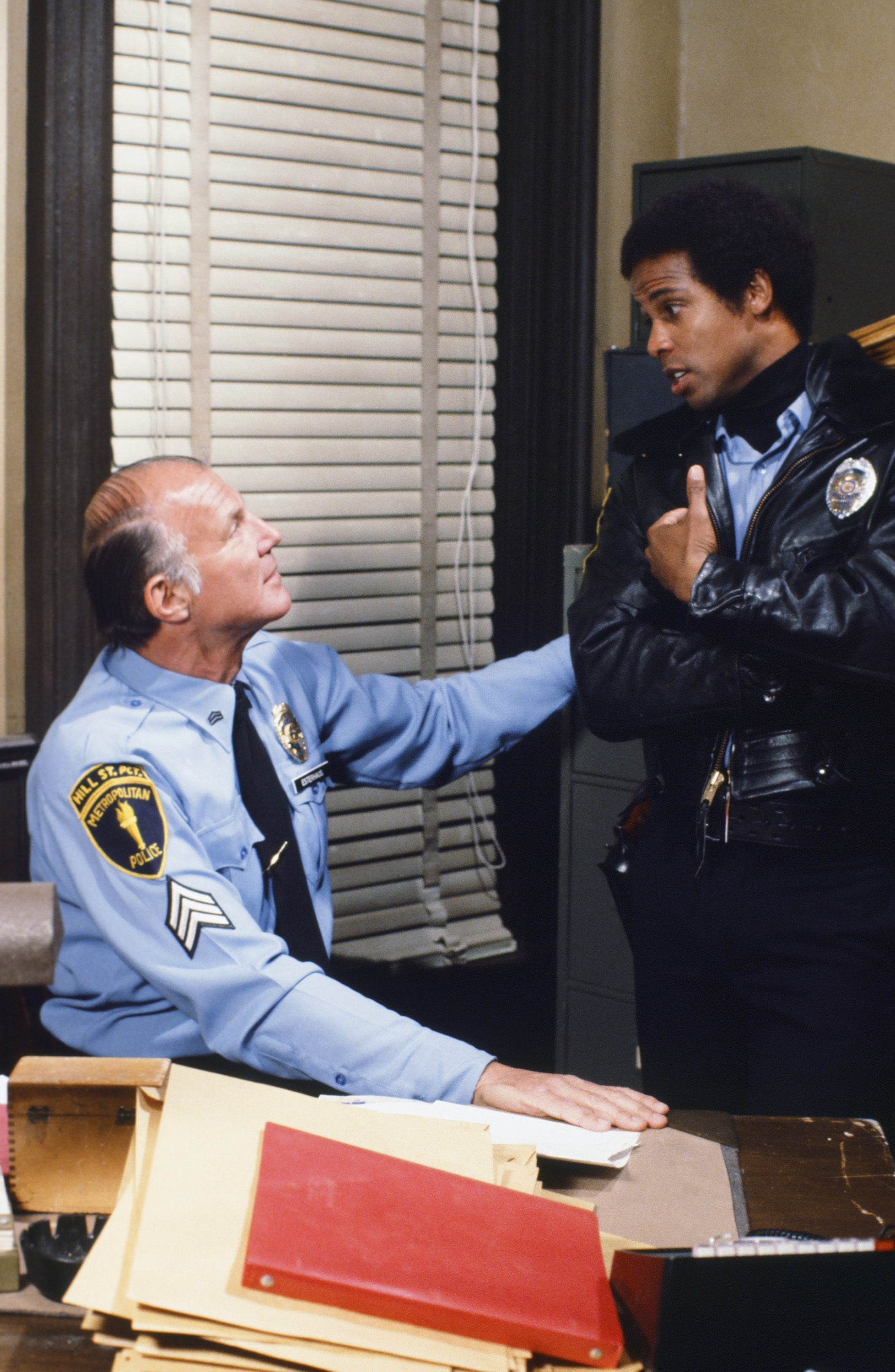 Still of Michael Conrad and Michael Warren in Hill Street Blues (1981)